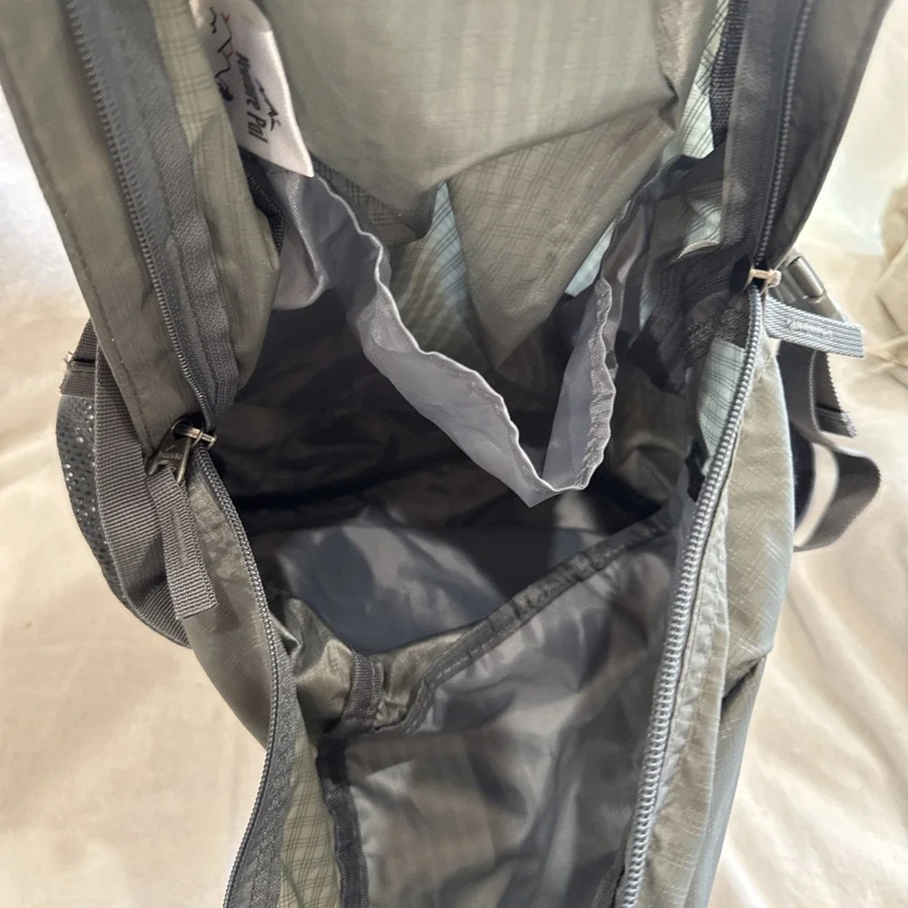 Venture Pal Field Operation 35L Packable Backpack Black Hiking Lightweight EUC